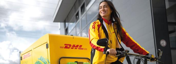 DHL deliverer on eTrike